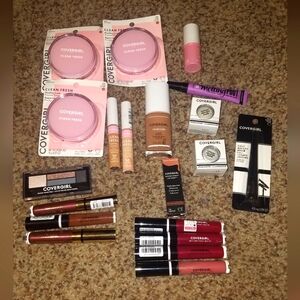 NWT Covergirl Cosmetics 20 Piece Lot